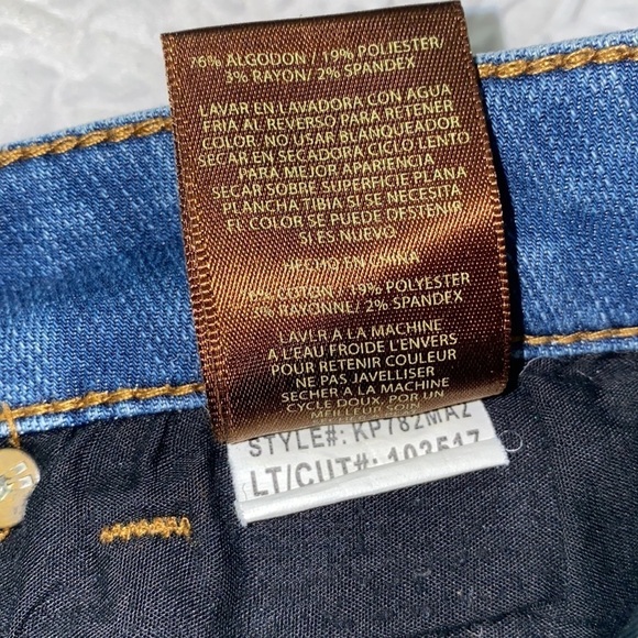 Kut From The Kloth Straight Leg Mid Rise Stretch Jeans - Picture 14 of 14